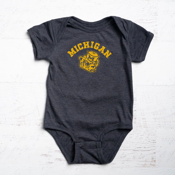 UofM - VINTAGE WOLVERINE ONESIE (BABY)